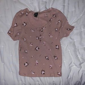 women’s XS wild fable cropped tee